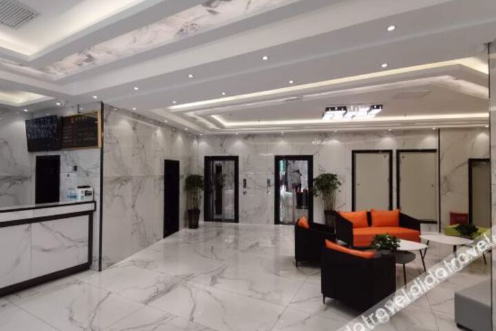 Hotel Interior 7 of 26