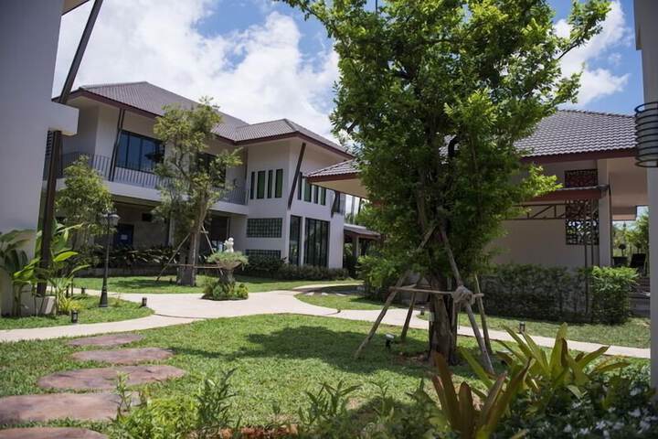 Hotel 70 of 76