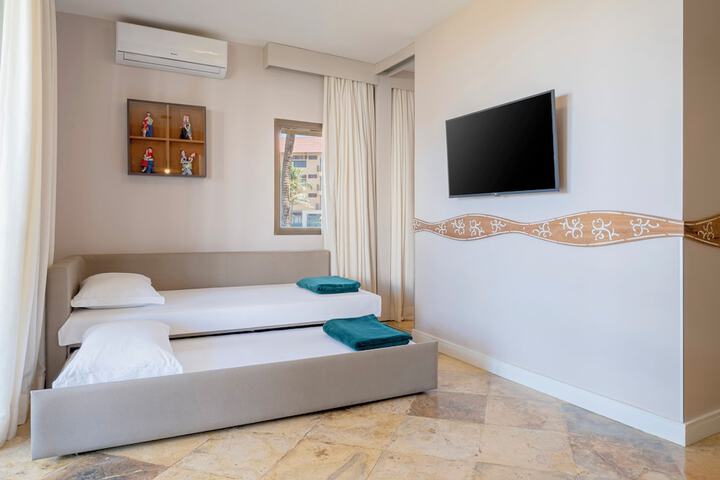 Room 36 of 155