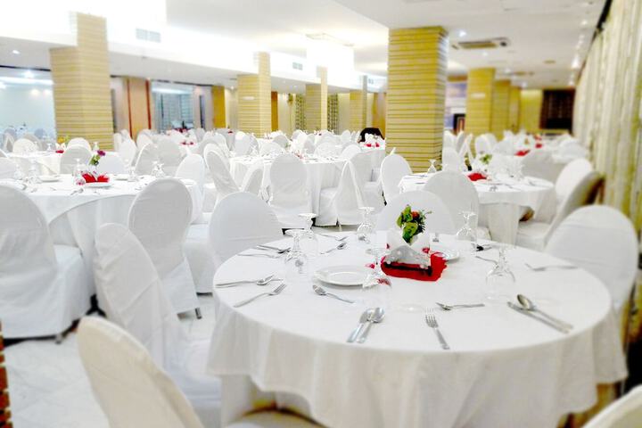 Ballroom/Hall 60 of 65