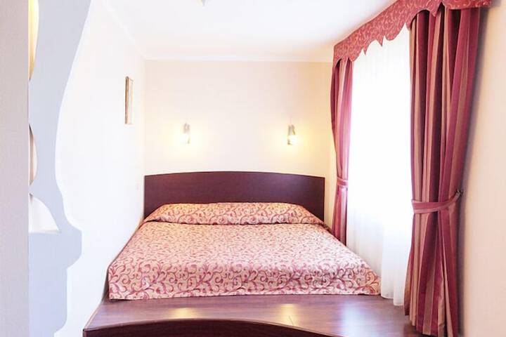Room 45 of 154