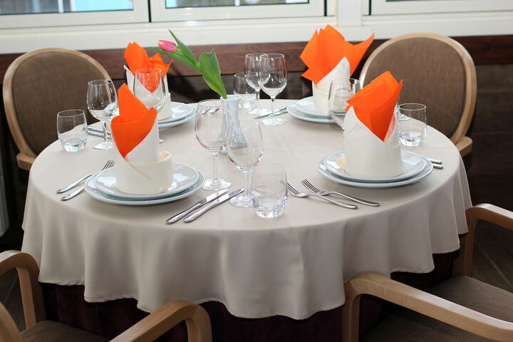 Dining 56 of 118