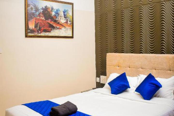 Hotel Jai wings