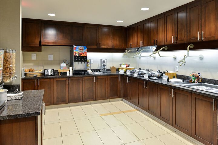 Breakfast/Coffee Service 55 of 71