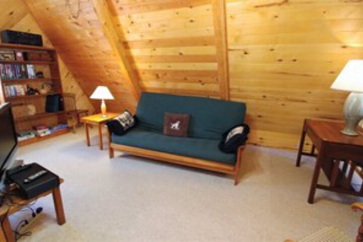 Room 9 of 19