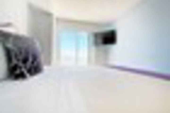 Room 80 of 258