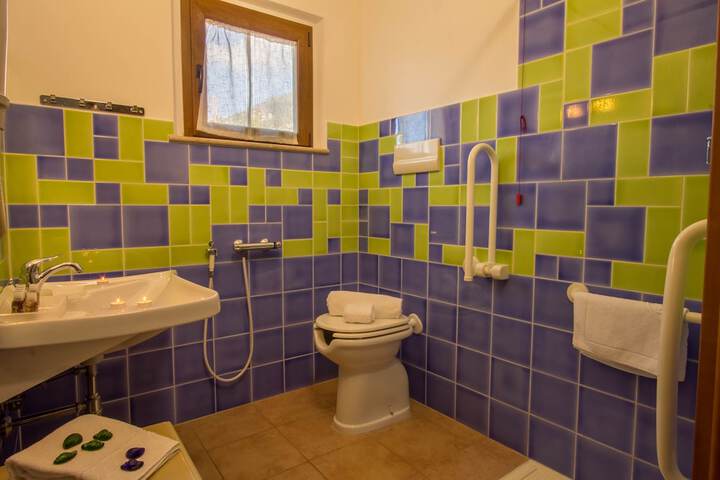 Bathroom Interior Photo