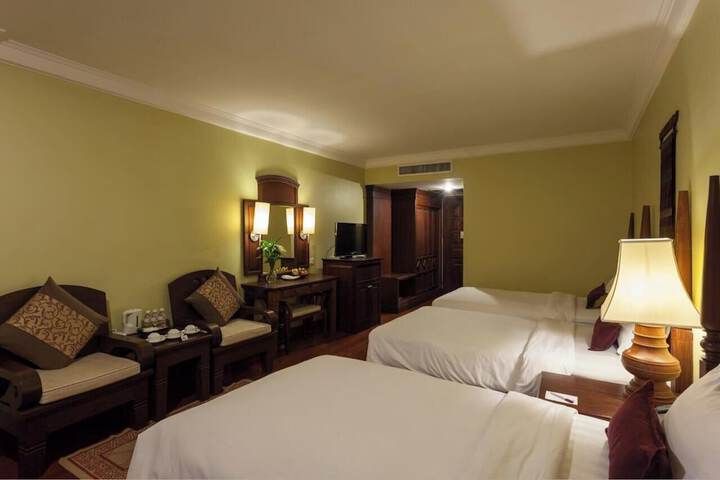 Room 30 of 111