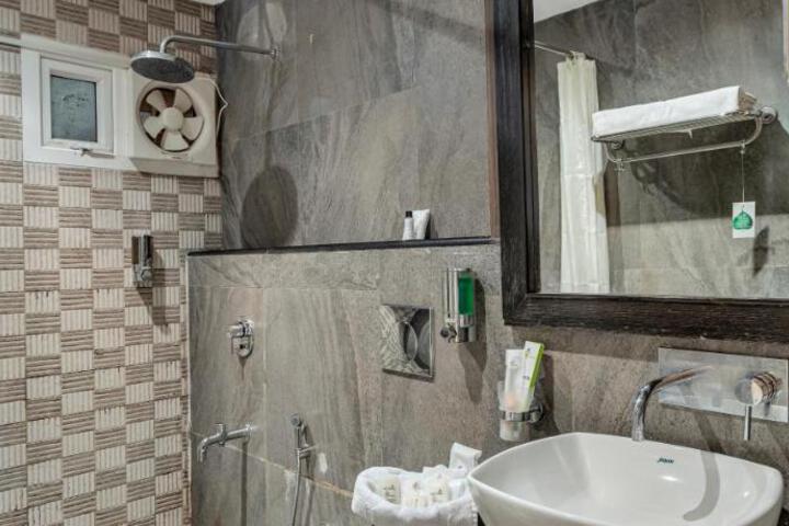 Photo 16