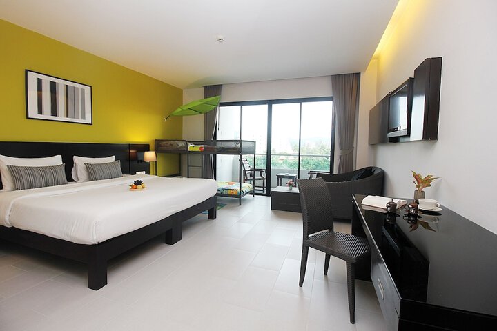 Room 9 of 51