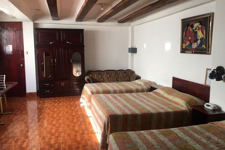 Room 12 of 24