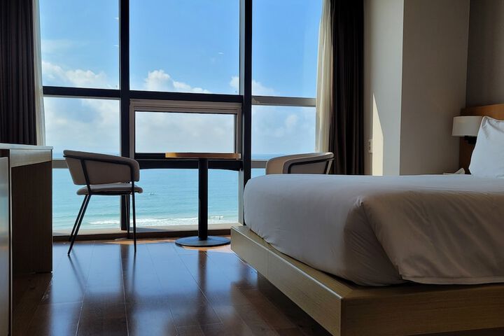 Room 29 of 74