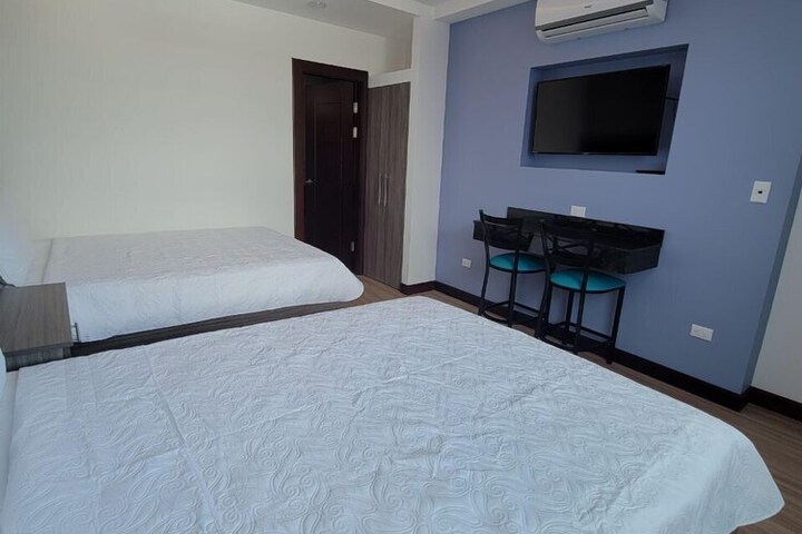 Room 5 of 63