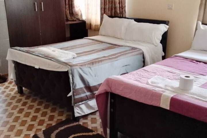 Room 9 of 21
