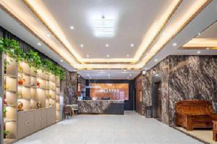 Cloud Smart Hotel