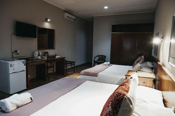 Room 22 of 54