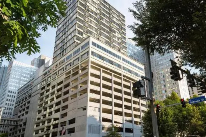 Exterior of Stay Alfred at the Venue