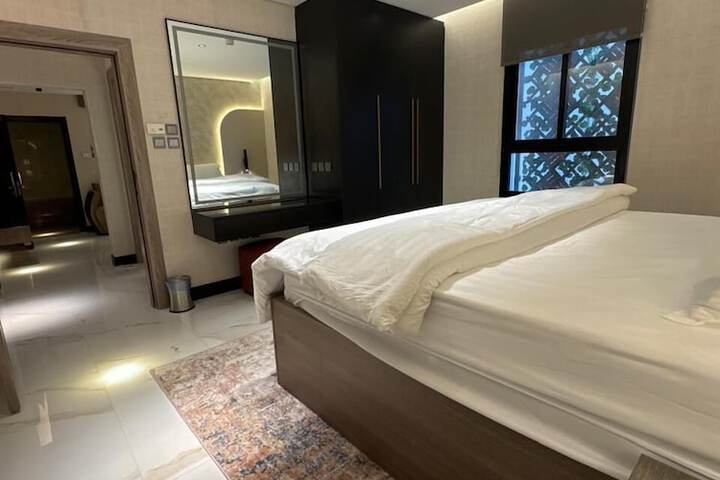 Room 3 of 61