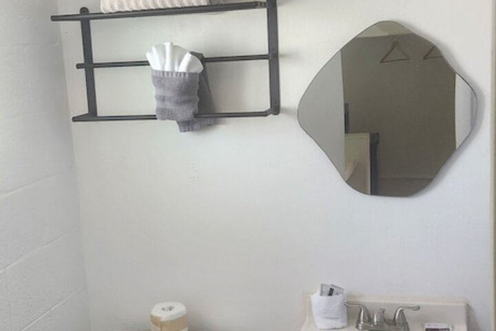 Room 15 of 29