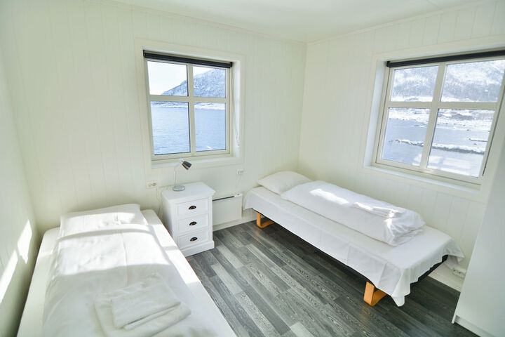 Room 136 of 262