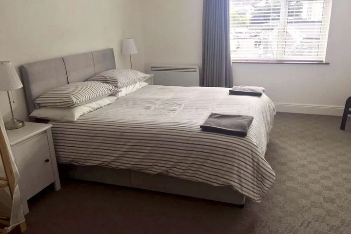 Room 2 of 12