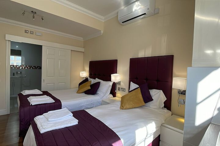 Room 19 of 71