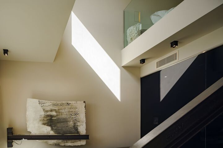 Room 115 of 214