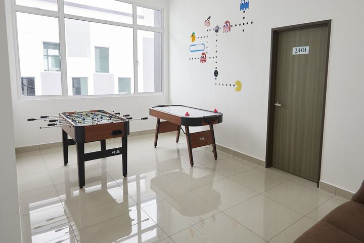 Room 42 of 173