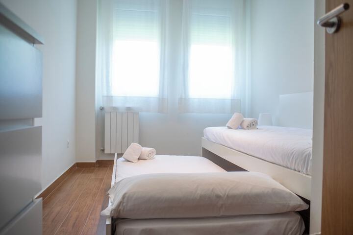 Room 9 of 25