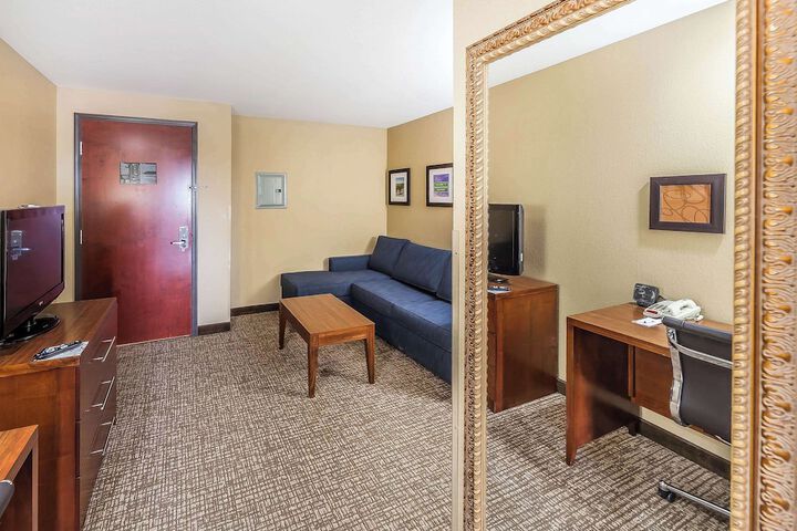 Room 8 of 39