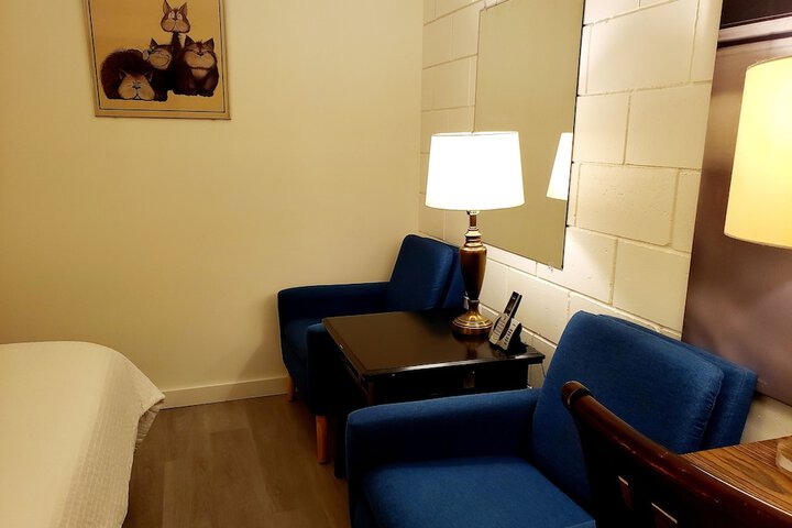 Room 16 of 81
