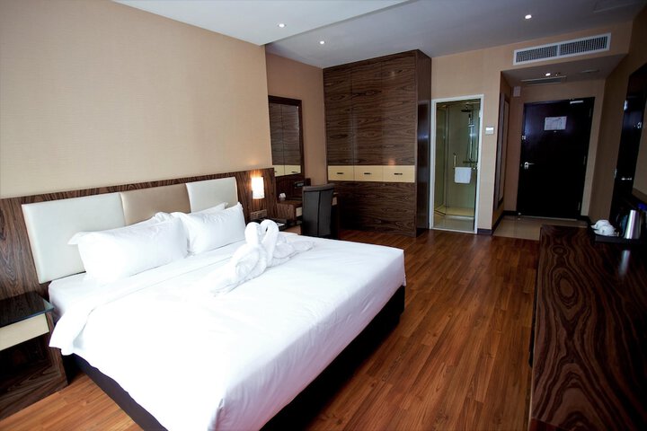 Room 18 of 67