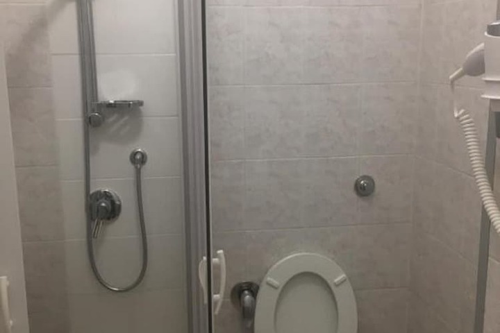 Clean Restrooms