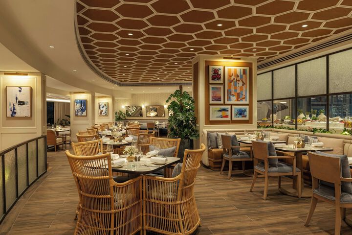 Dining 256 of 334