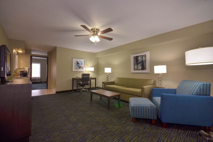 Room 11 of 41