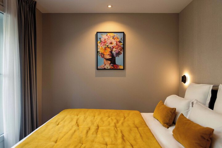 Room 14 of 50