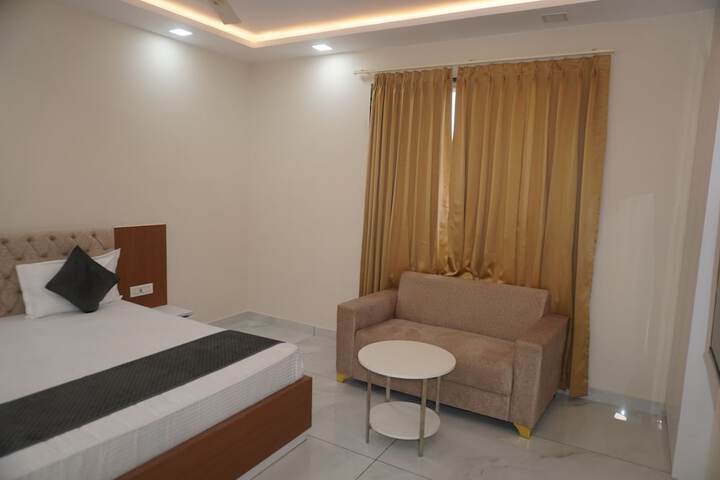 Room 15 of 47