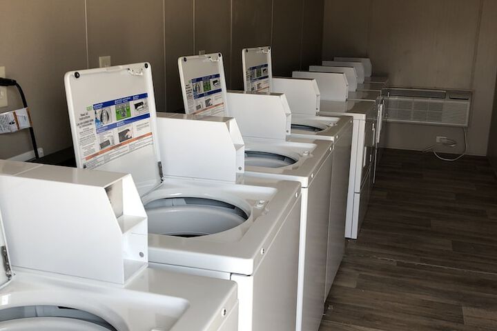 Laundry 11 of 23