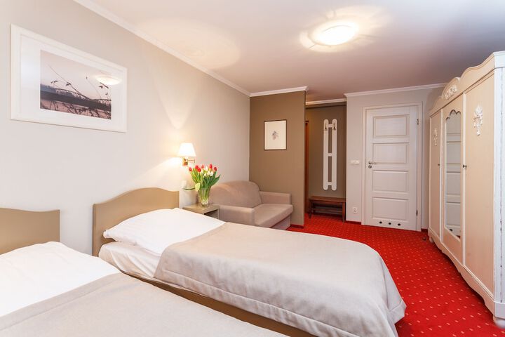 Room 14 of 69