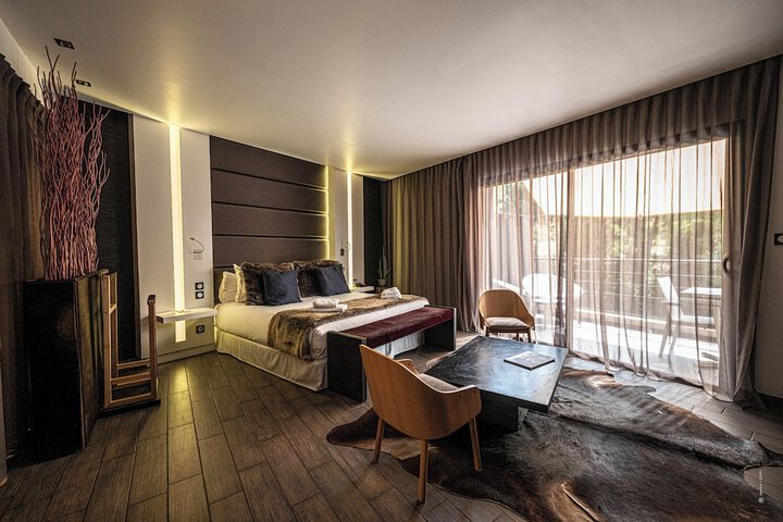 Room 14 of 37