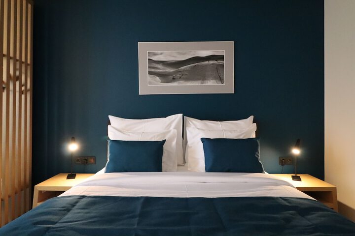 Room 9 of 71
