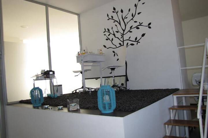 Room 9 of 39