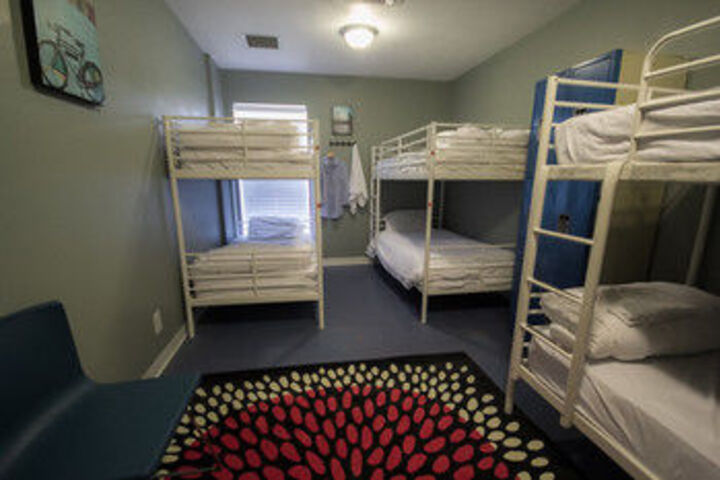 Room 7 of 15