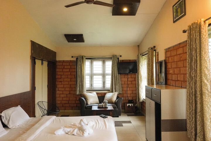 Room 14 of 78