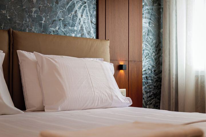 Room 21 of 120