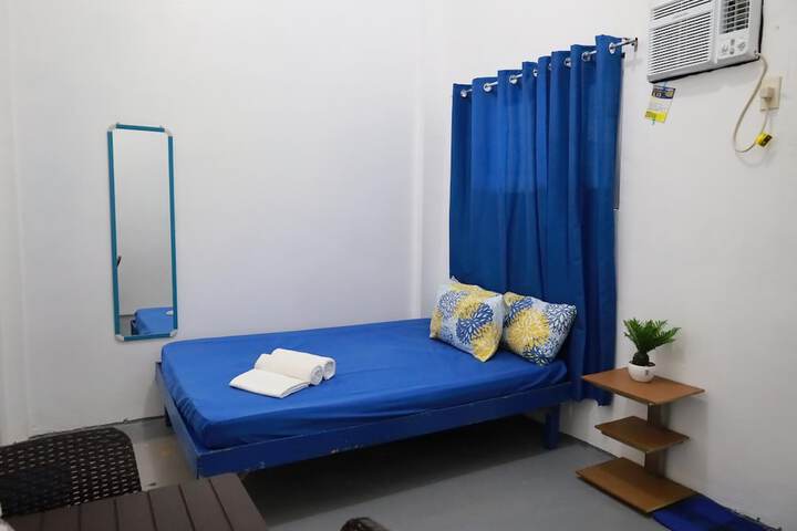 Room 15 of 60