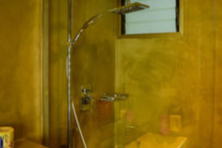 Room 5 of 27