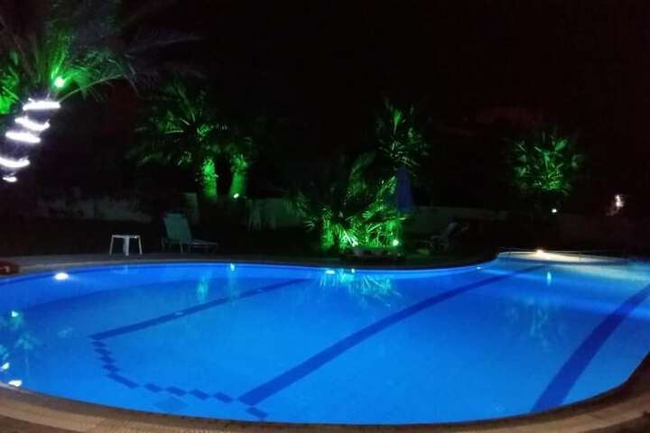 Hotel with Pool