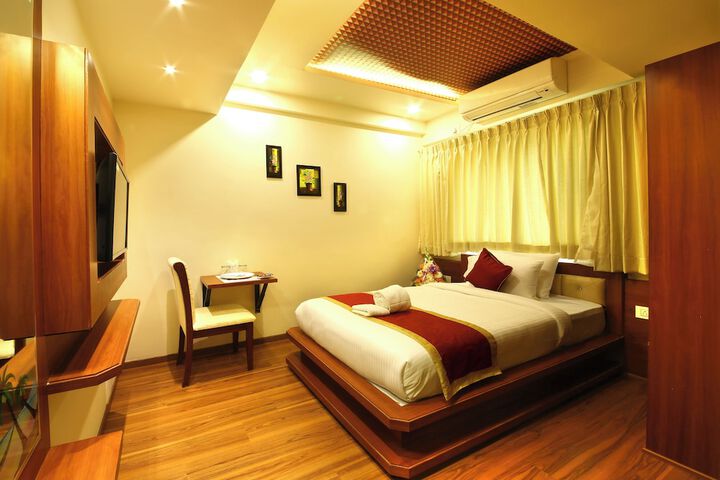 Room 18 of 38