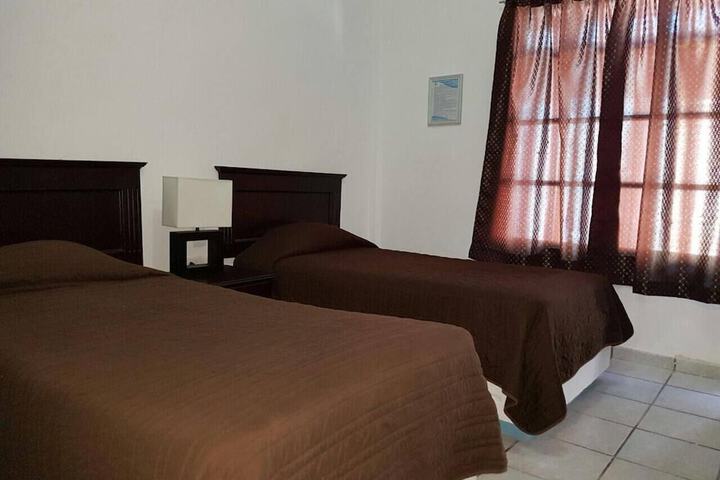 Room 4 of 39